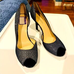 Kelly and Katie black and silver ladies heel size 10